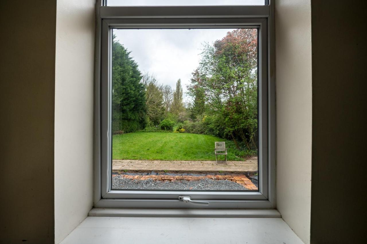 Spacious Worcester City Centre House Exterior photo